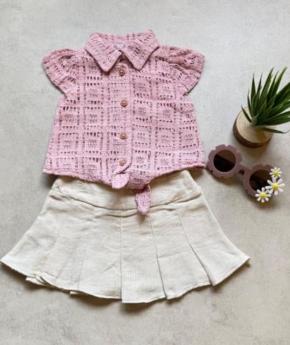 طقم بناتي صيفي أنيق مكون من قميص دانتيل وتنورة كتا...