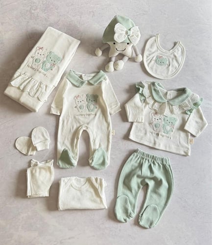 بوكس لبس مواليد بنات استقبال دببة أخضر 9 قطع