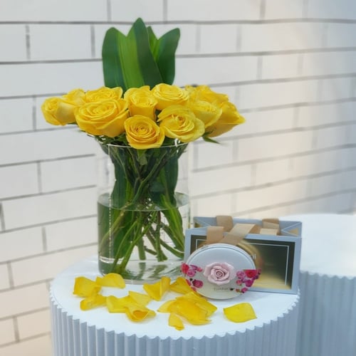 لقاء مع بستاني وردة liqa' mae bustani warda