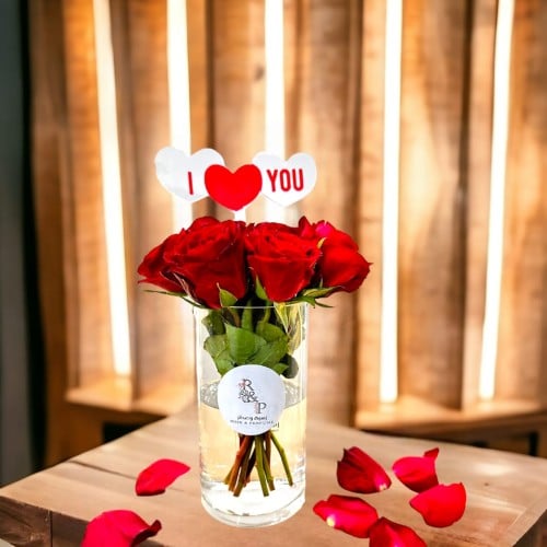 فازة صغيرة جوري احمر Vase Small Rose Red