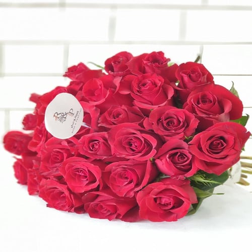 35 وردة حمراء 35red roses