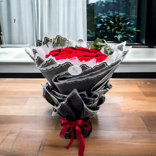 باقة قاعدة 25وردة Base bouquet of 25 roses