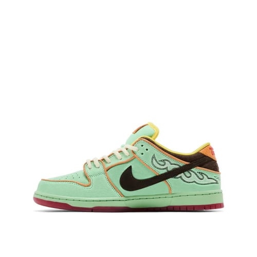 NIKE SB DUNK LOW 'Rodeo'