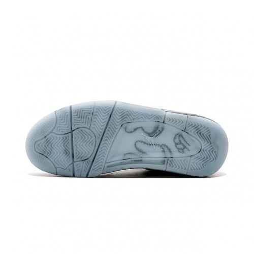 Air Jordan 4 Retro Kaws
