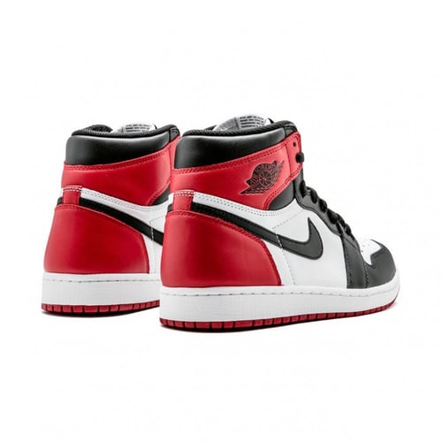 AIR JORDAN 1 HIGH OG "Satin Black Toe"