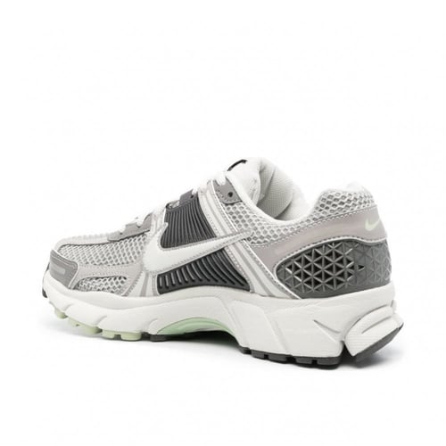 NIKE ZOOM VOMERO 5 COBBLESTONE FLAT PEWTER