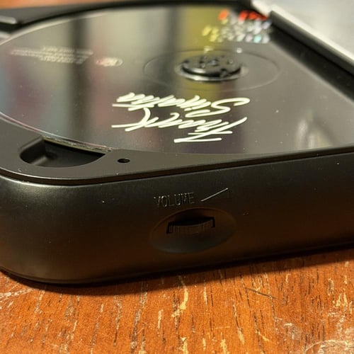 مشغل سي دي محمول Walkman CD Player موديل KC-918