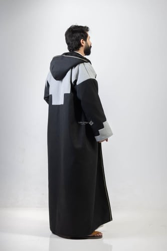 فروة جولد رسم اسود