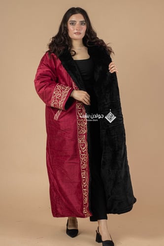 Golden- فروة نسائية نقش رويال احمر