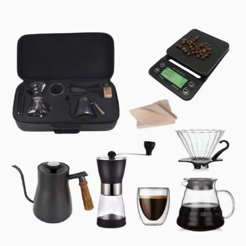 طقم تحضير قهوة مقطرة 7 قطع شنطة سفر متكاملة مع ميز...