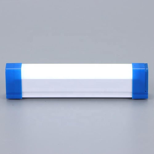 مصباح وكشاف LED T515 قابل للشحن مع إضاءة قوية ومقا...