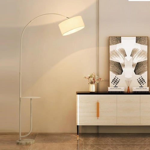 مصباح أرضي مع 3 ألوان إضاءة ورف قابل للتعديل من ال...