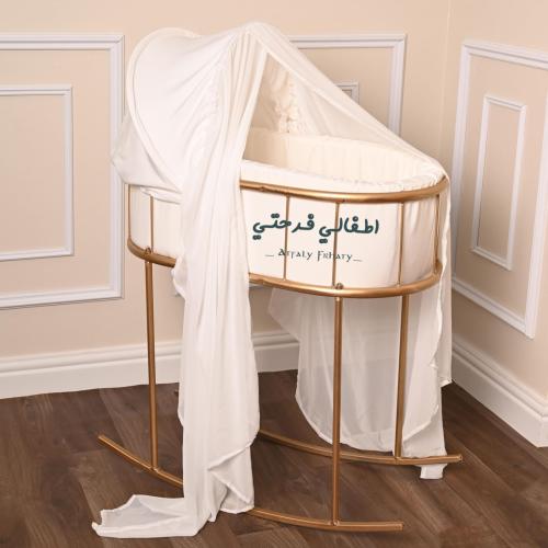 سرير أطفال الجديد كليا