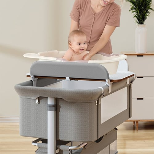 سرير نكست تومي بيج مع طاولة تغيير