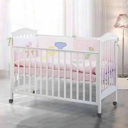 سرير كلاسيكي