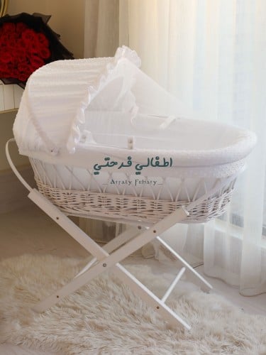 سلة موسى مع حامل