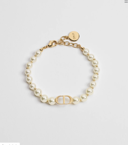 سوار 30 Montaigne