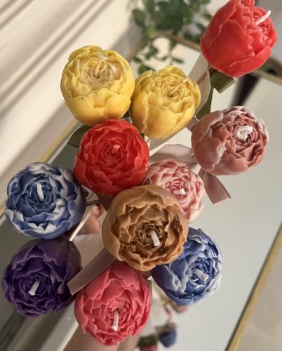 شمعة صغيرة الوان وروائح متعددة