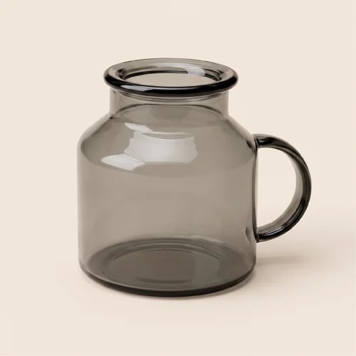 Glass jug - Explode