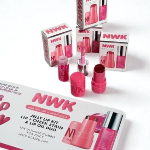 طقم تنت وقلوس NWK بكج ثنايي خيالي للشفاه والخدود