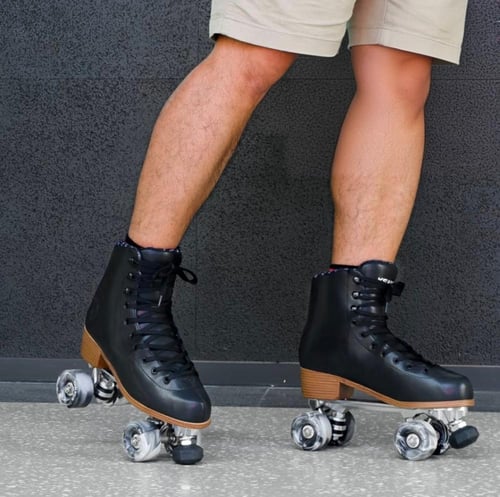 سكيت كاسانا الرباعي الاحترافي (اسود)