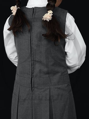 مريول رياض اطفال رصاصي موديل(3)بدون قميص