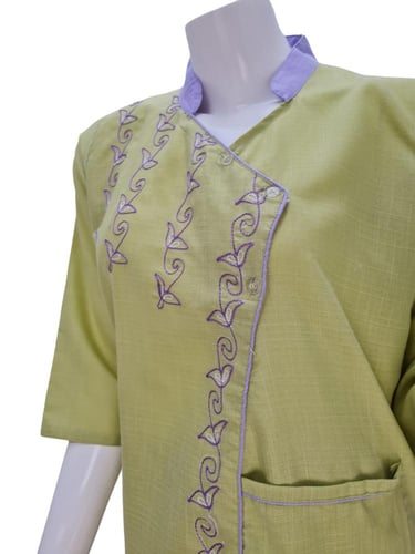 طقم لبس عاملات