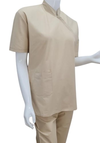 طقم زي عاملات بيج