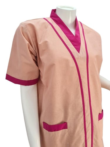 طقم لبس عاملات