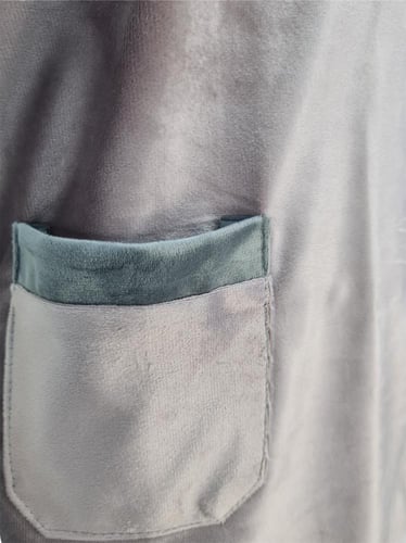 طقم لبس عاملات شتوي مخمل