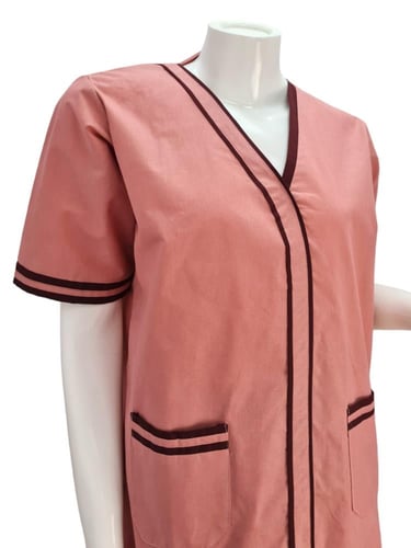 طقم لبس عاملات