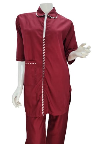 طقم لبس عاملات