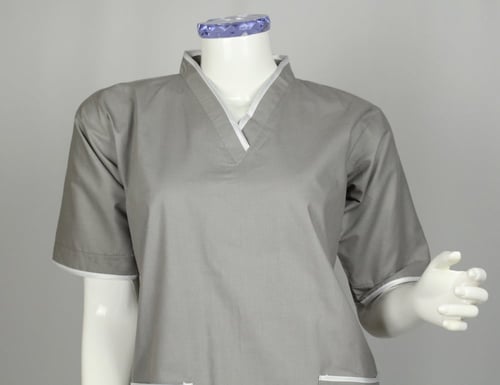 طقم لبس عاملات