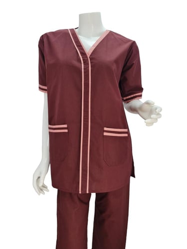 طقم لبس عاملات