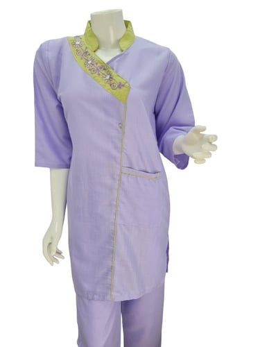 طقم لبس عاملات