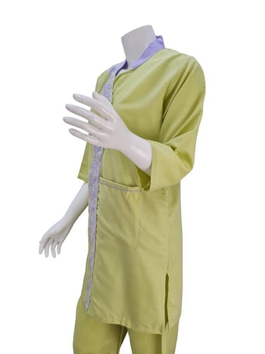 طقم لبس عاملات