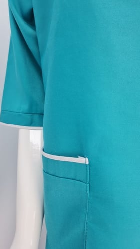 طقم لبس عاملات