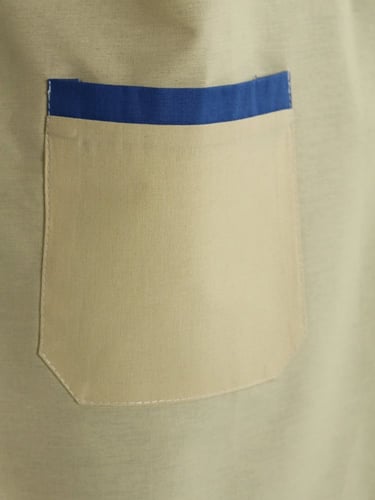 طقم لبس عاملات