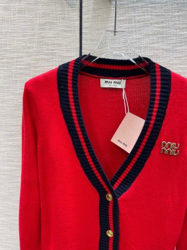 ميوميو سويتر