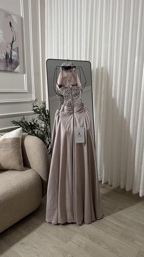 فستان انهار