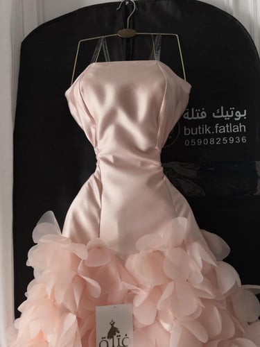 فستان الاء