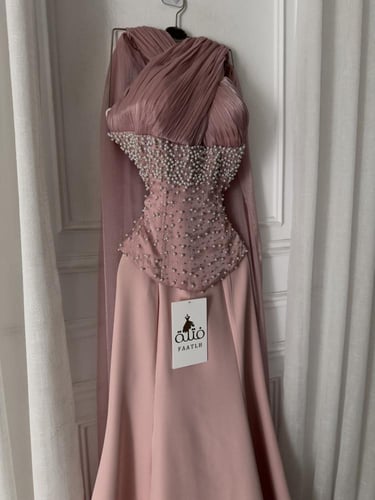 فستان بشاير