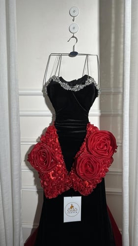 فستان اديان