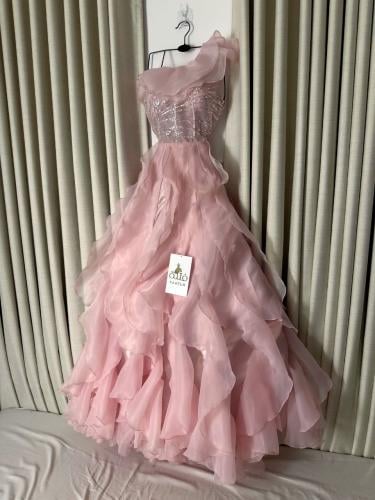 فستان مشاعل