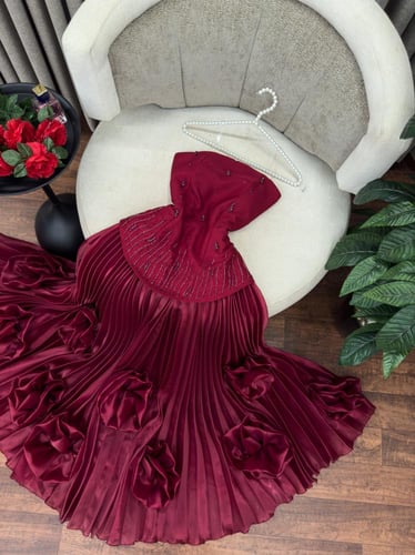 فستان عاليه