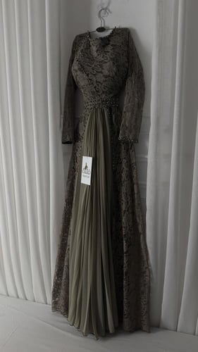 فستان عائشه