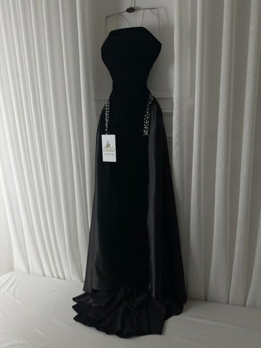 فستان انتصار