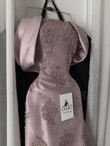 فستان جميله