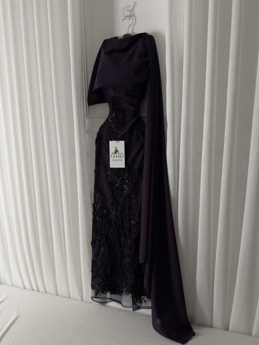 فستان فخرية