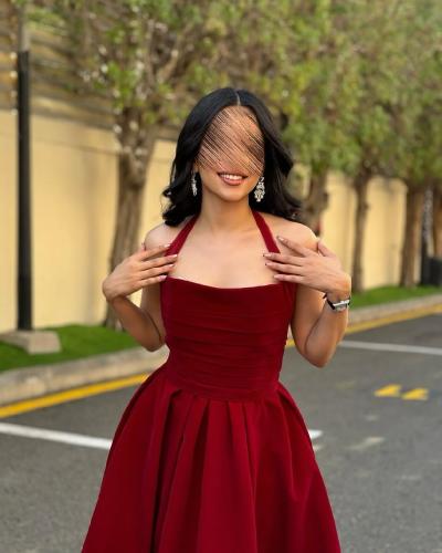 فستان عذابه